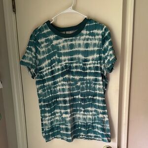 Torrid Blue Tie-Dye Short Sleeve Tee